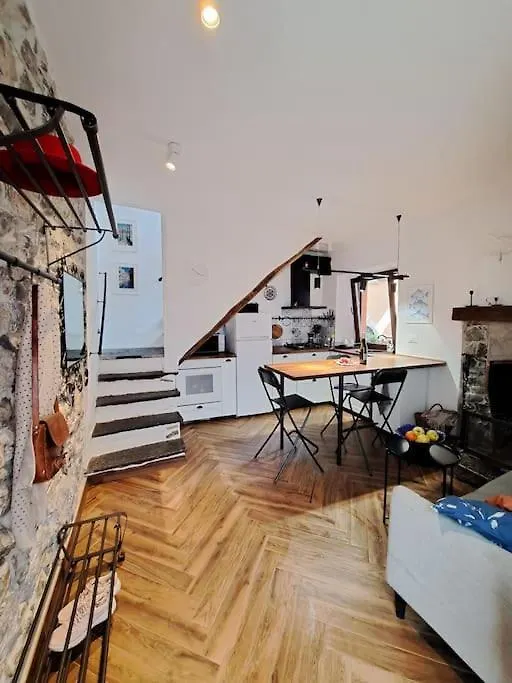 Vila Casa Dei Pescatori Colonno 0*,
